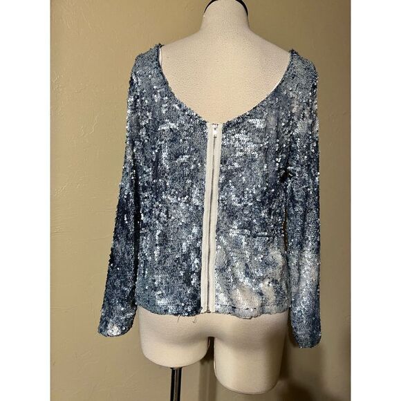 NWT Elliott Potion Blue & White Fully Sequined Blouse Size XSmall - Picture 3 of 4